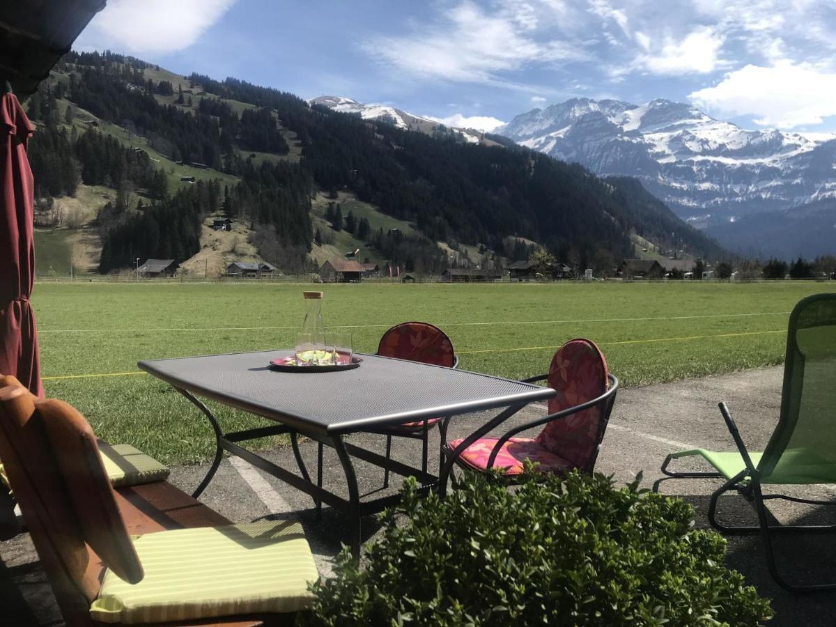 Apartment Lischenhaus 2 - Wohnung Flösch Lenk im Simmental Exterior foto